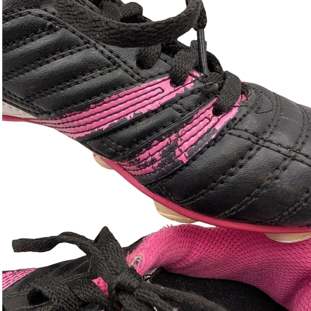 Umbro Girls Corsica Soccer Cleats Black Pink YFW00334 Size 1 Youth Shoes